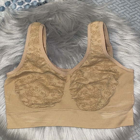 2 Genie Bras - Picture 6 of 7